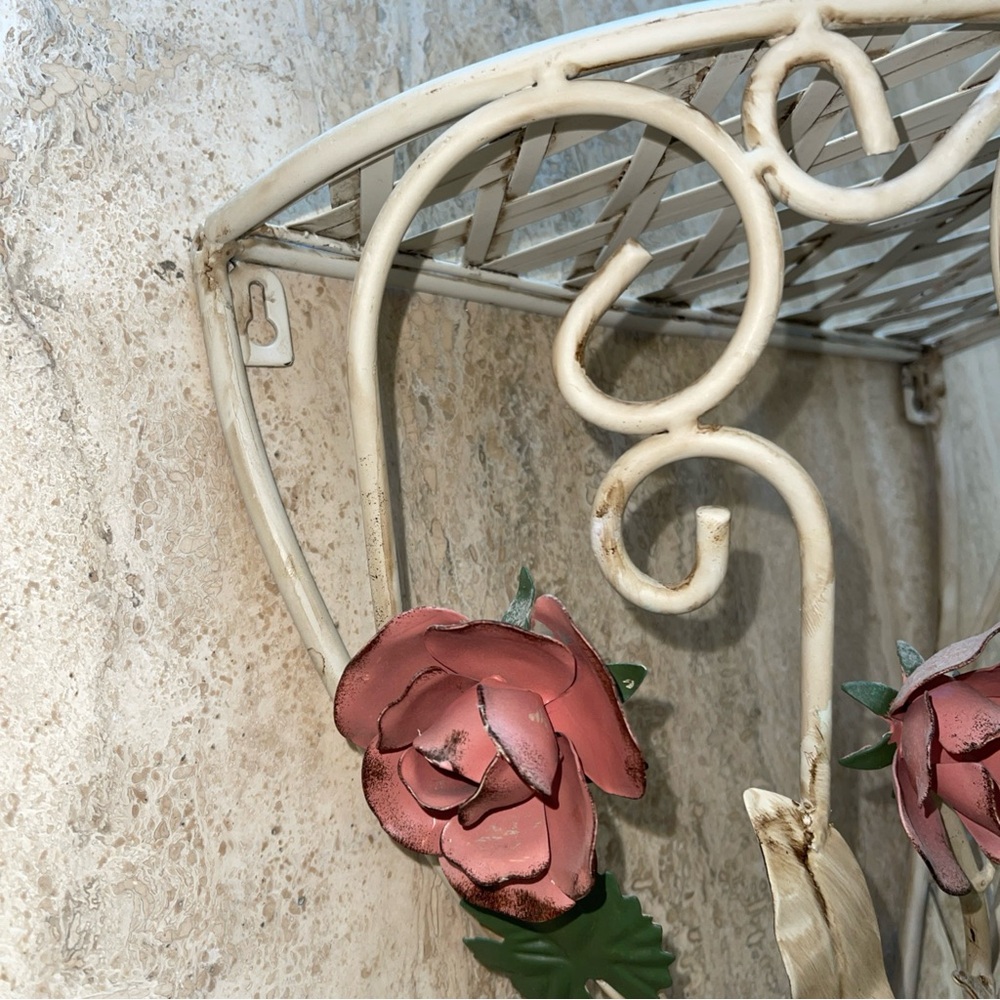 Vintage Toleware Rose Floral Shelf Shabby Chic COUNTRY Flowers Rare Piece Holder - Picture 3 of 14